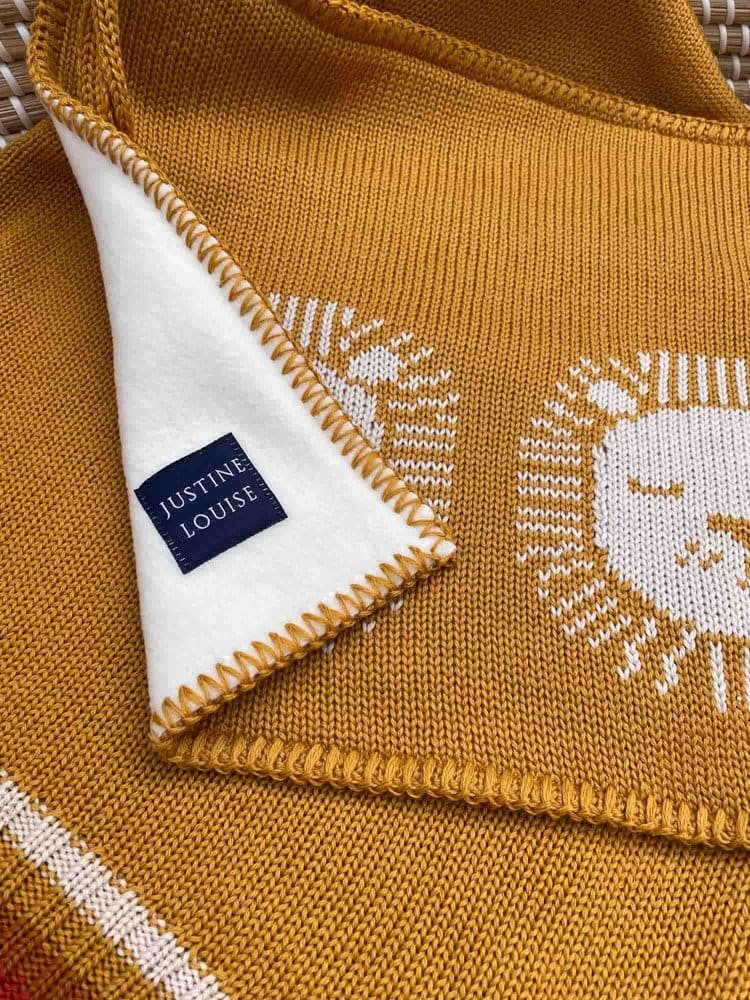 lion comforter