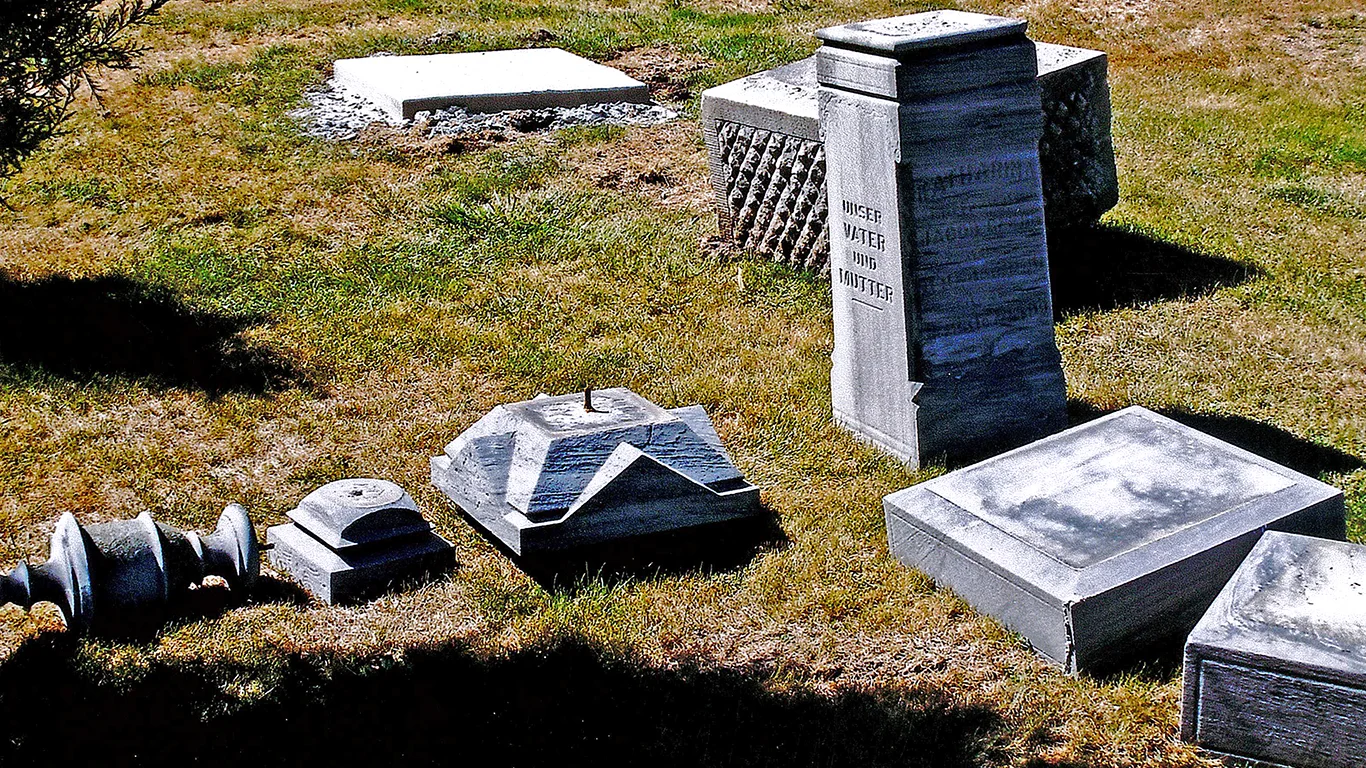 2010 Monument Restoration Phase