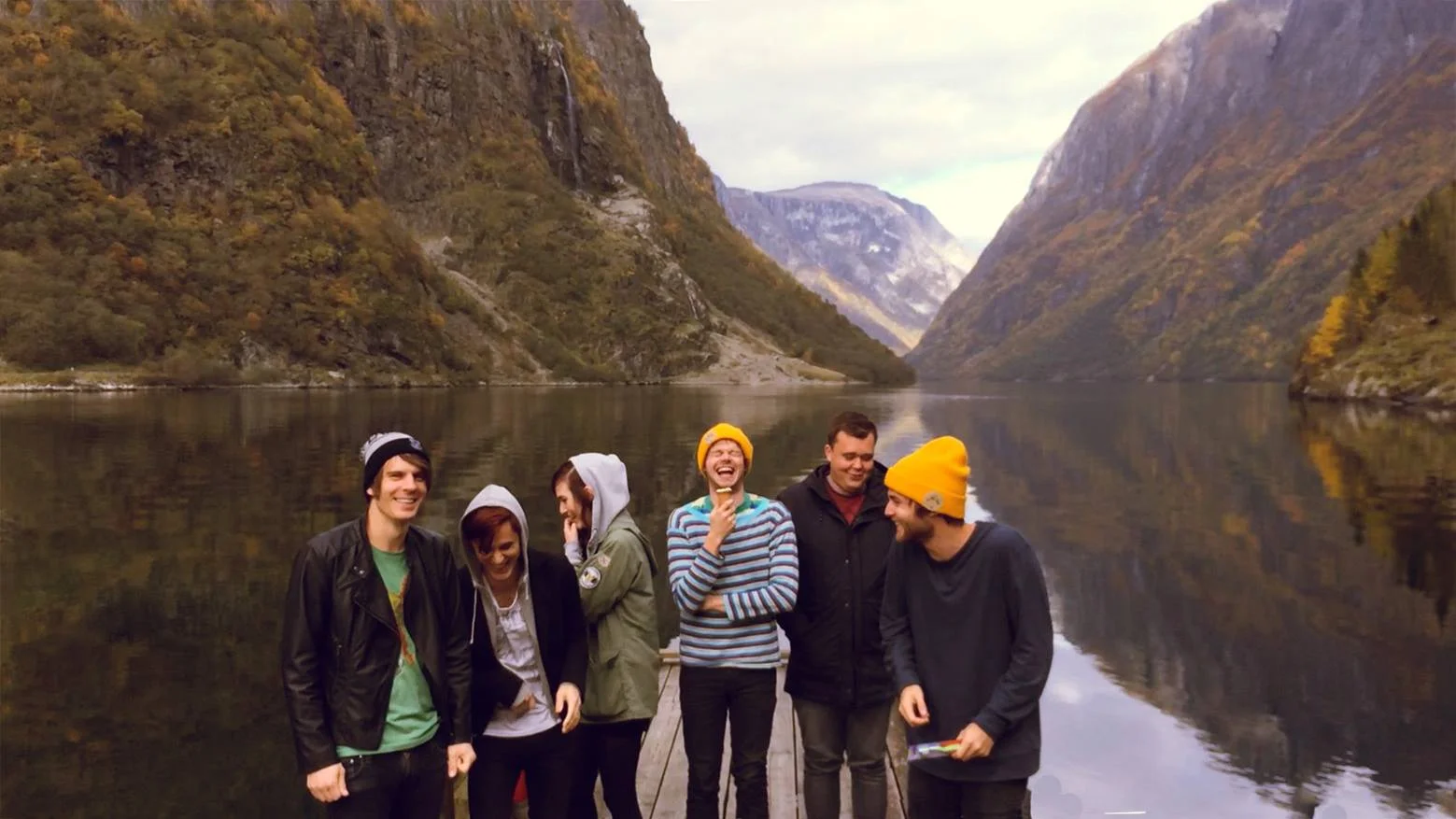 Team Me -With My Hands Covering Both Of My Eyes I Am Too Scared To Have A Look At You Now (Live at Lydverket, 2011)