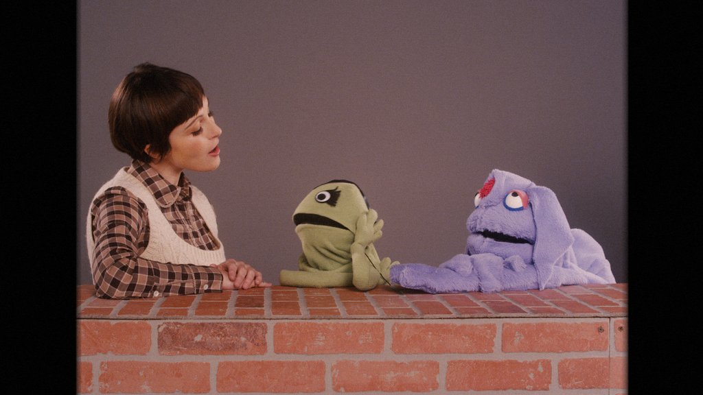 Poliça - Wedding (Video, 2016)