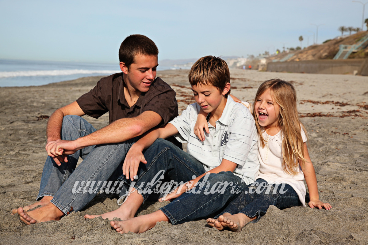 family g 3.jpg