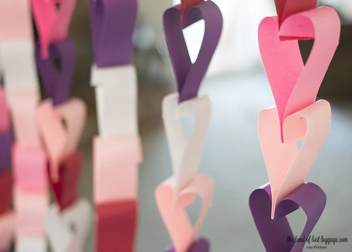 paper garland 2.jpg