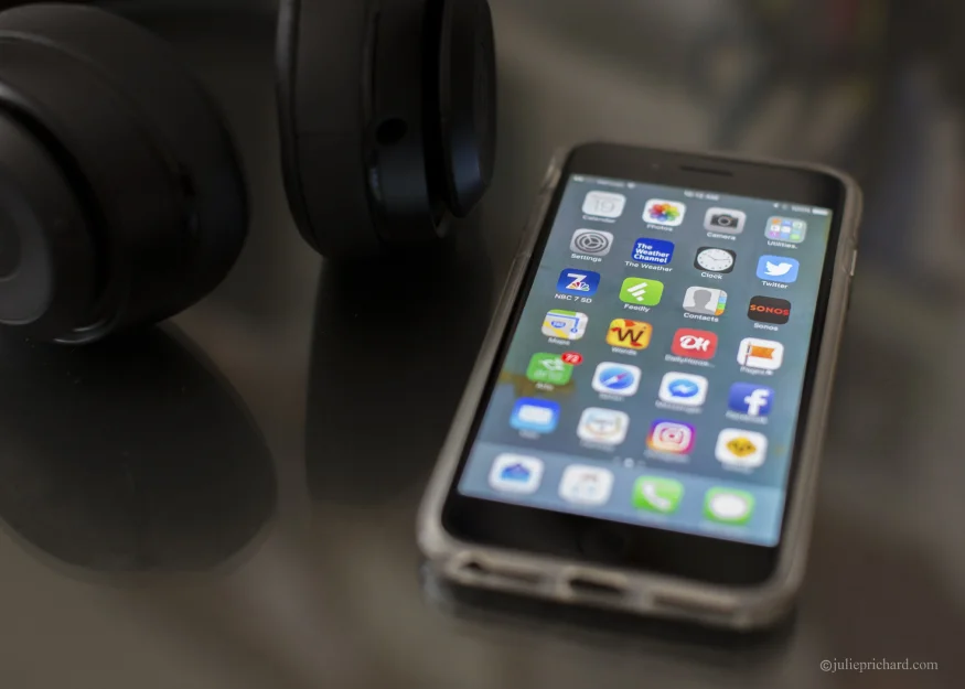 iPhone 7plus; Black.