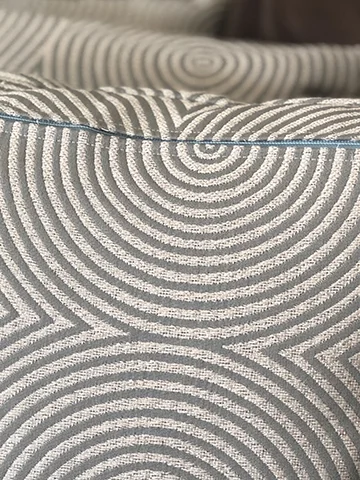 hidden zipper pillows.jpg