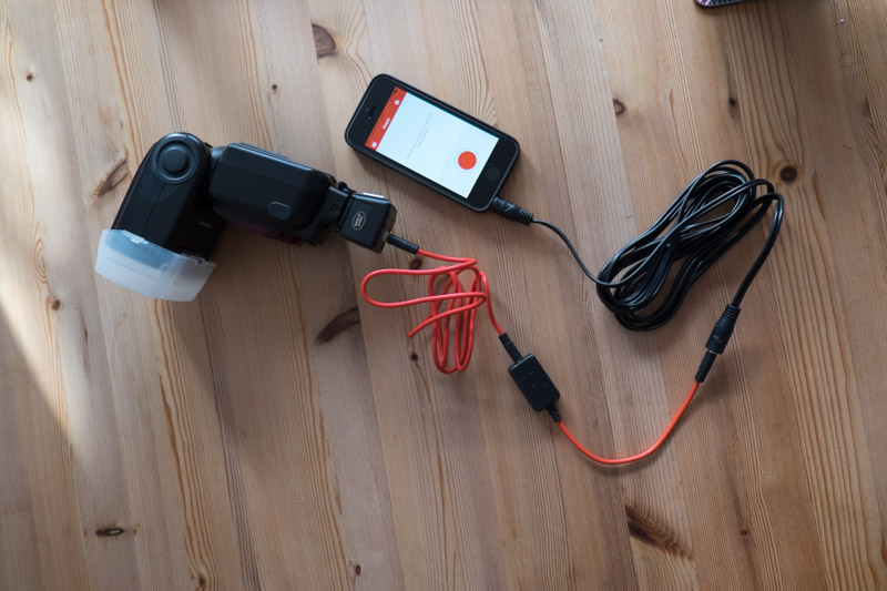 SB900 connected to Trigger Trap flash adapter and dongle. (I have a 3m extension lead added for convenience)