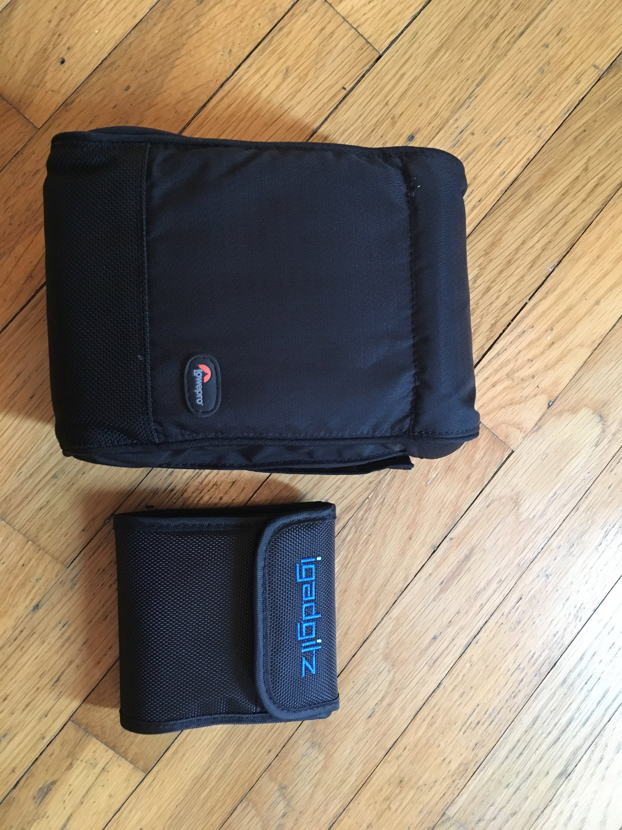 The iGadgitz compared to the Lee Soft-Case