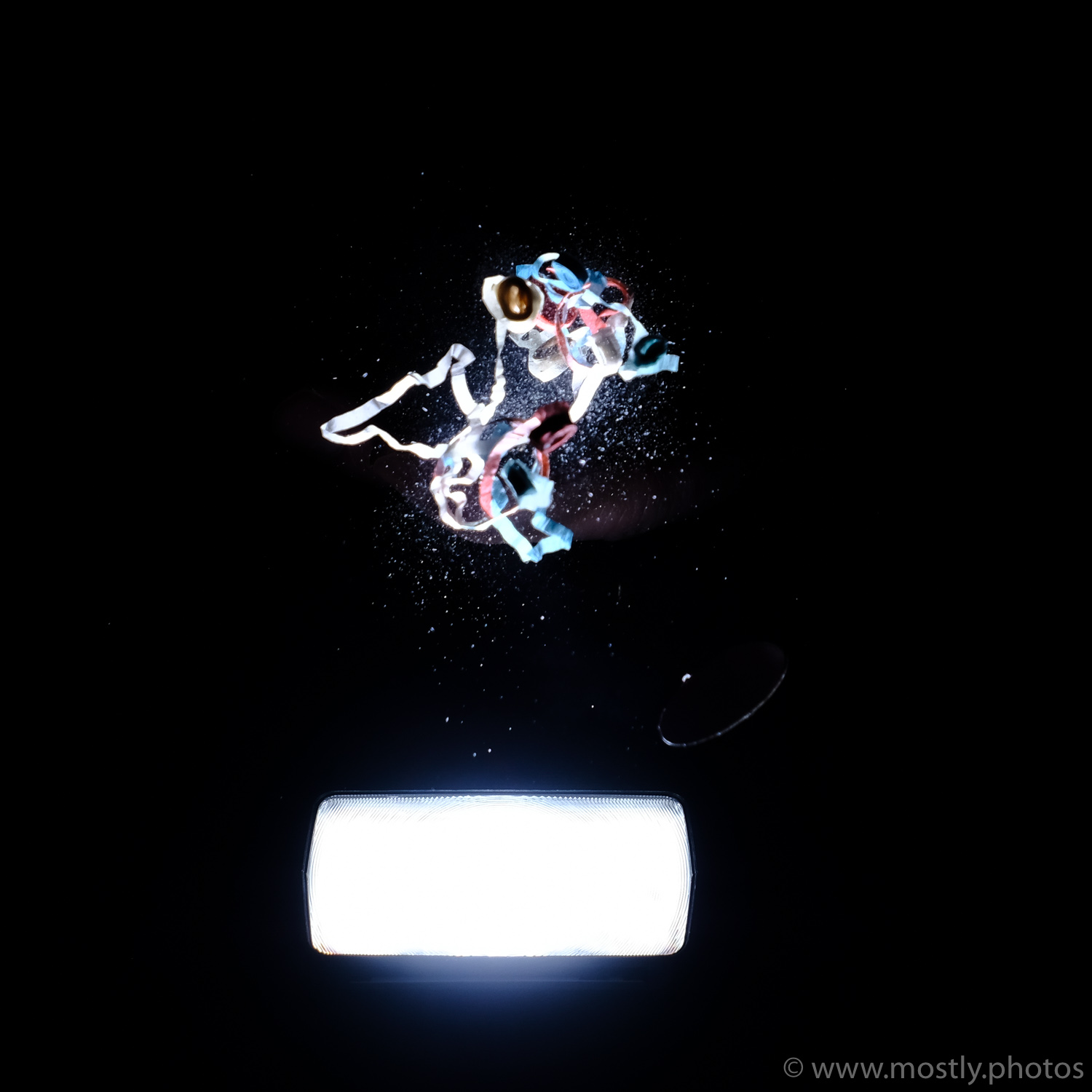 MIOPS Smart Trigger (no delay) Fuji X-T2 - High Speed Photography - Party Popper