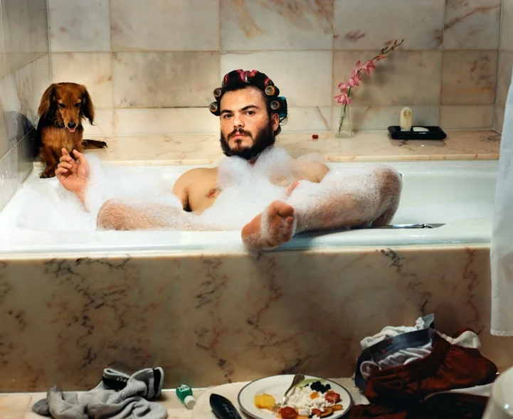 1. Hilarious celeb portraits http://bit.ly/ioco4t
2. Giant hotwheels jump http://aol.it/l4mX2m
3. Freestyle canoeing http://bit.ly/jT1m3p
4. Dark Girls: Preview of the upcoming documentary http://bit.ly/iQQeEq
5. Sony's "SmartAR" http://bit.ly/mfHhG1