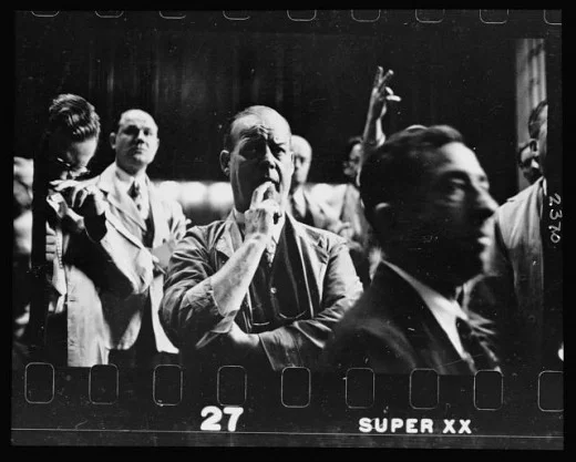 1.
Stanley Kubrick as a photojournalist in 1949 Chicago http://bit.ly/dNLJL3
2. Amazing catch by the ball girl http://bit.ly/hBA2vJ
3. The largest canyon in the solar system, on Mars http://1.usa.gov/eKrUGA
4. Fantastic view of the Aurora http://bit.ly/hieQLo
5. A Thomas Edison film of Japanese acrobats from 1904 http://bit.ly/hbQP9n