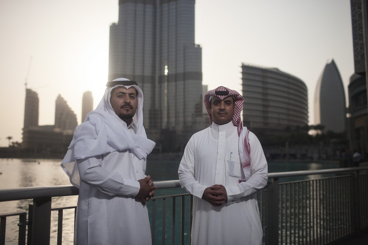 07_Dubai_Men_1_720.jpeg