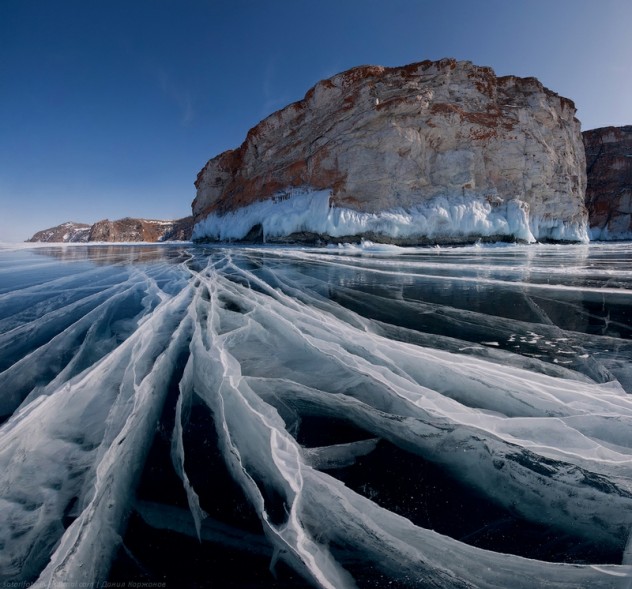 Ice-on-Lake-Baikal-07-632x589.jpeg