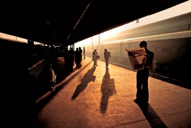 Trains-Steve-McCurry8-640x428.jpeg