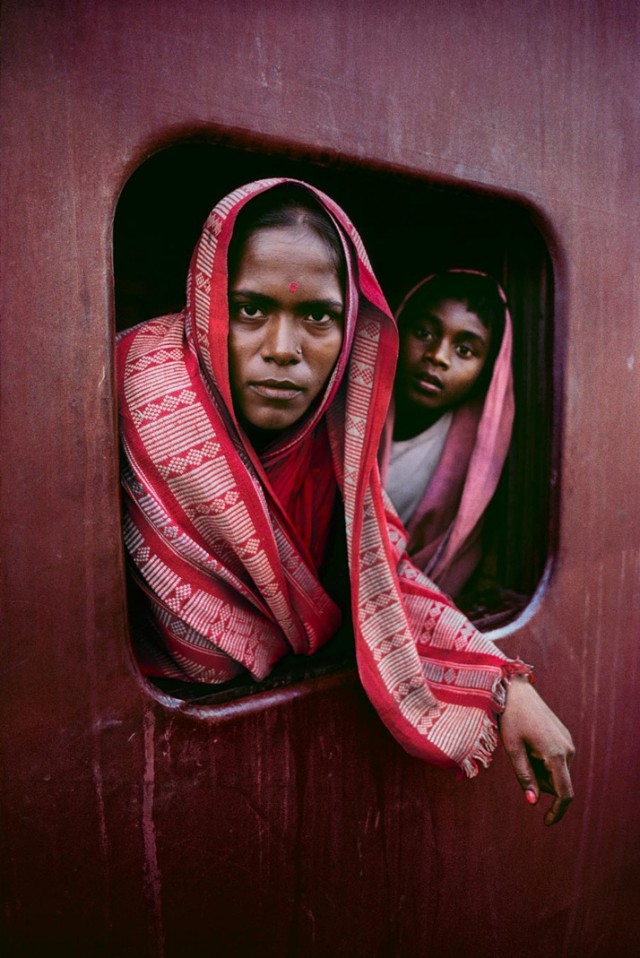 Trains-Steve-McCurry9-640x958.jpeg