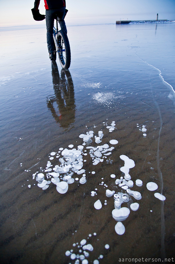 Ice-biking-on-Lake-Michigan-11.jpg