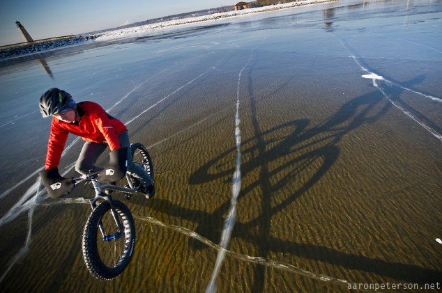 Ice-biking-on-Lake-Michigan-01-634x421 (1).jpg