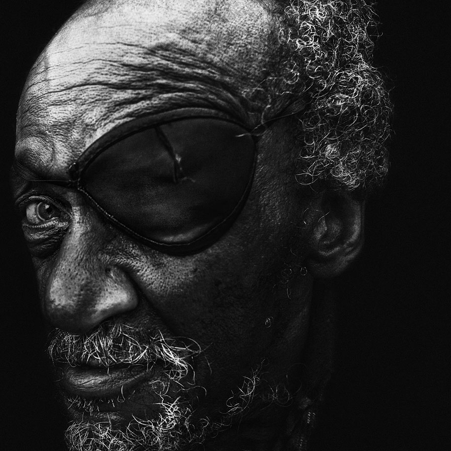 portraits-of-the-homeless-lee-jeffries-8.jpg