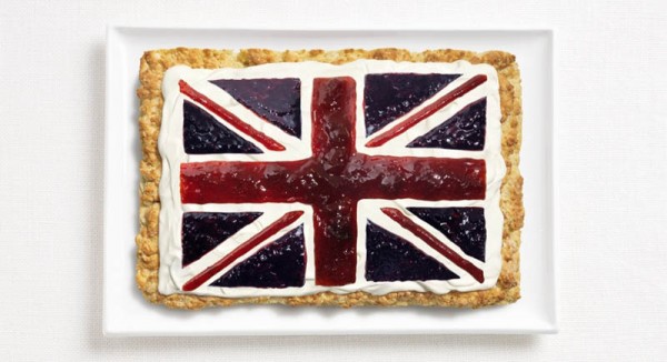 united-kingdom-flag-made-from-food-600x326.jpg