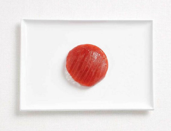 japan-flag-made-from-food-600x459.jpg