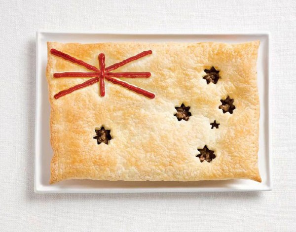 australia-flag-made-from-food-600x471.jpg