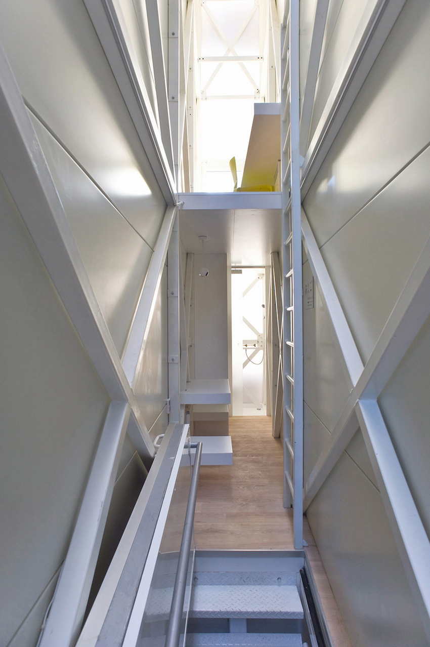 Keret_House06.jpg