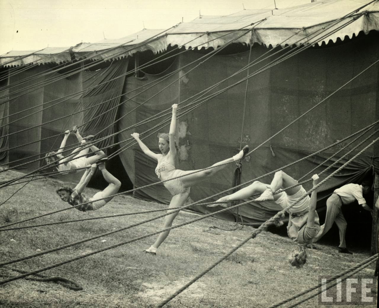 Daily Life of Circus Girls in Sarasota, Florida, ca. 1949 (16).jpg