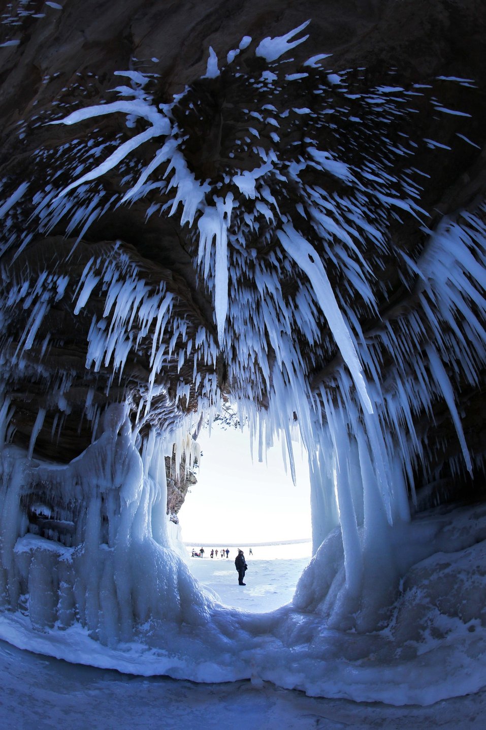 la-ice-caves-20140217-photos-005.jpeg