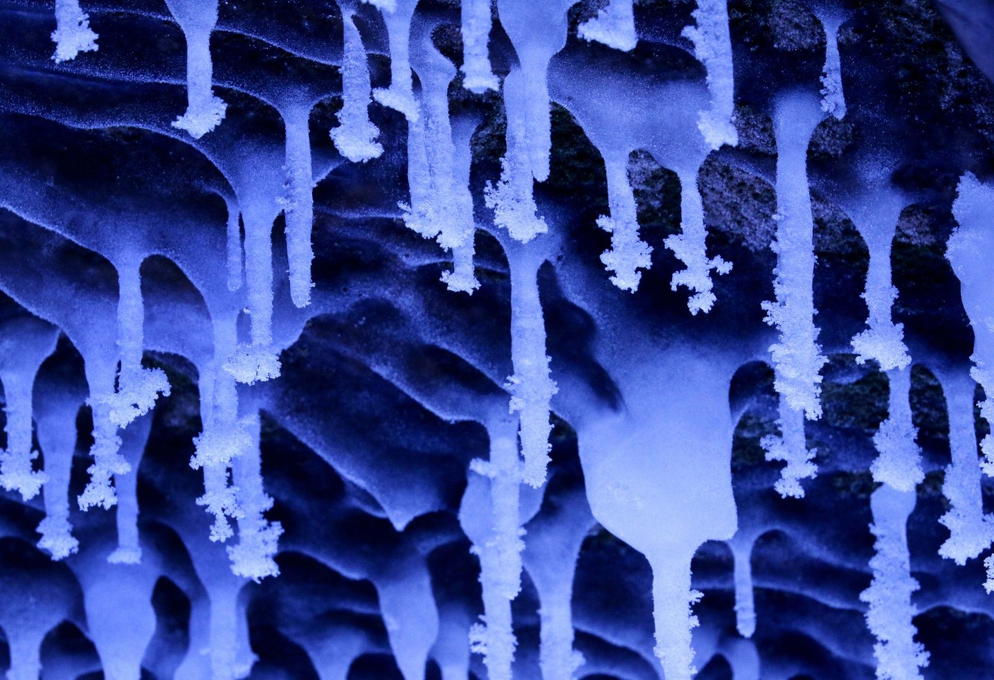 la-ice-caves-20140217-photos-013.jpeg