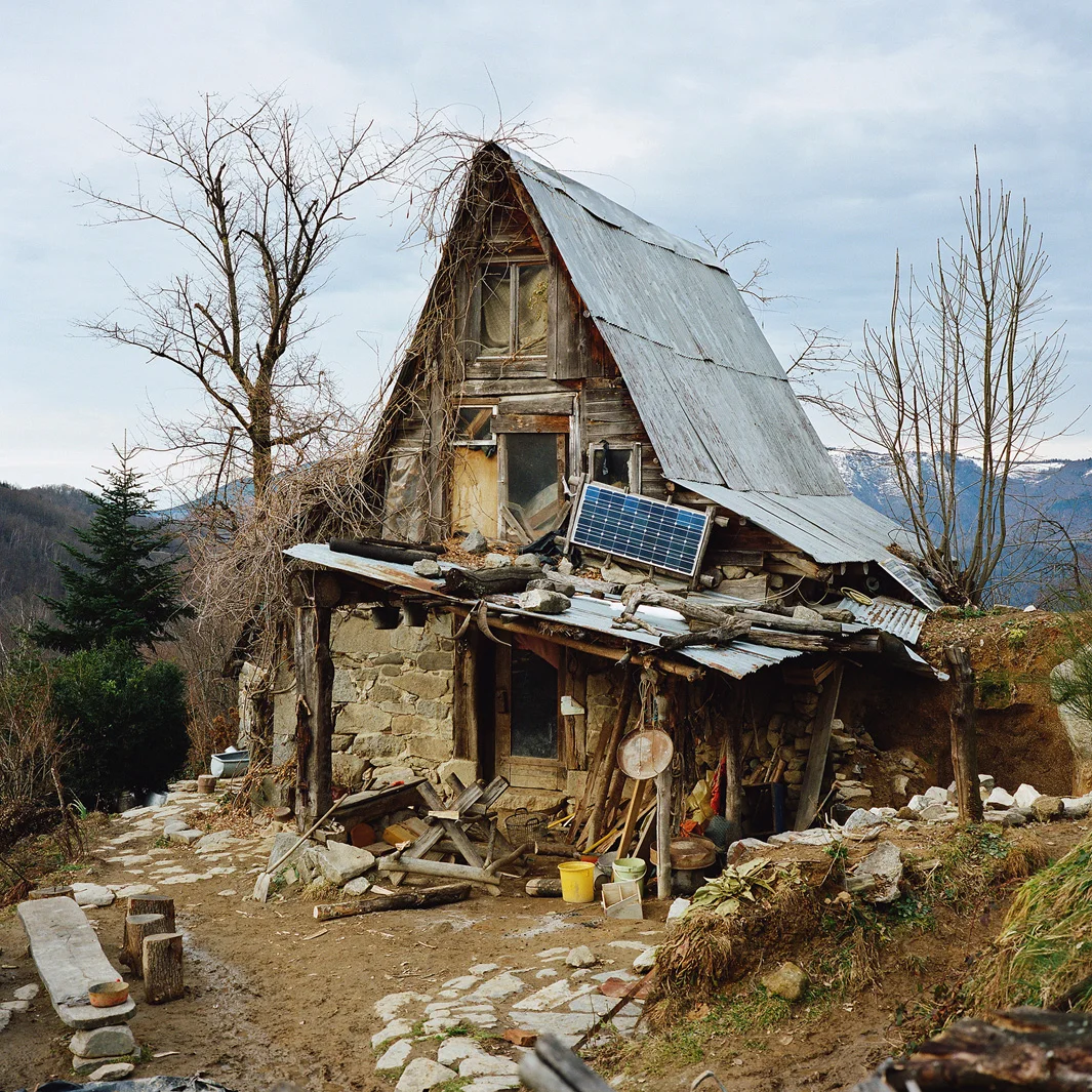 Living Off the Grid in Europe by Antoine Bruy