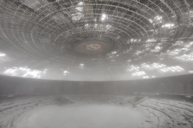 Abandonned-Soviet-Buildings-by-Rebecca-Litchfield1 (1).jpg
