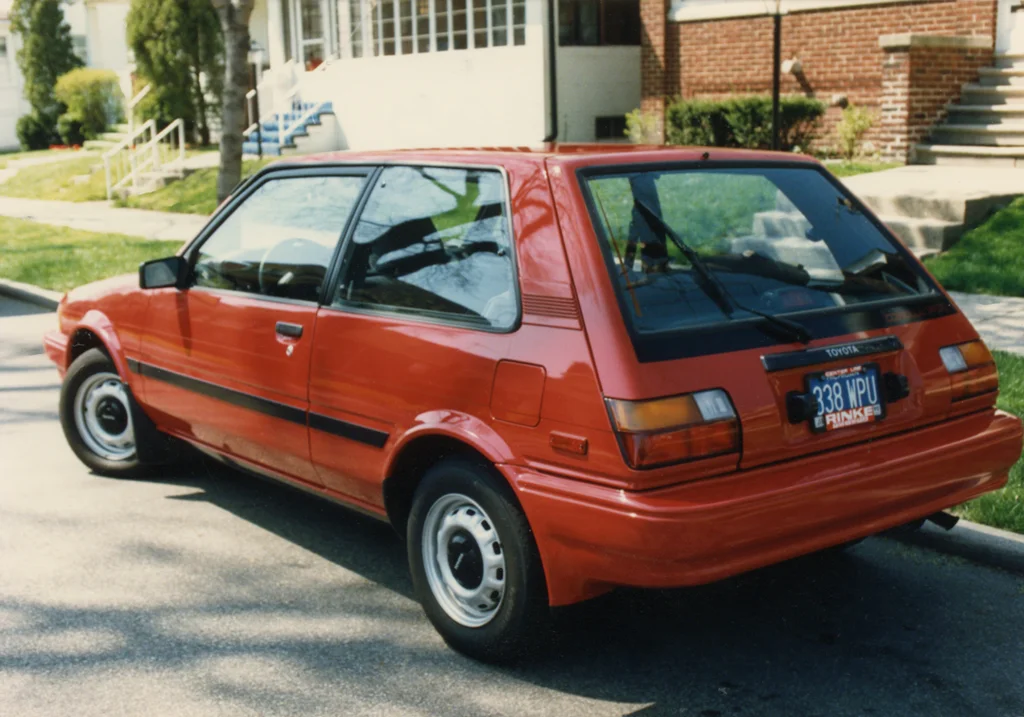 1988-toyota-rear.jpg