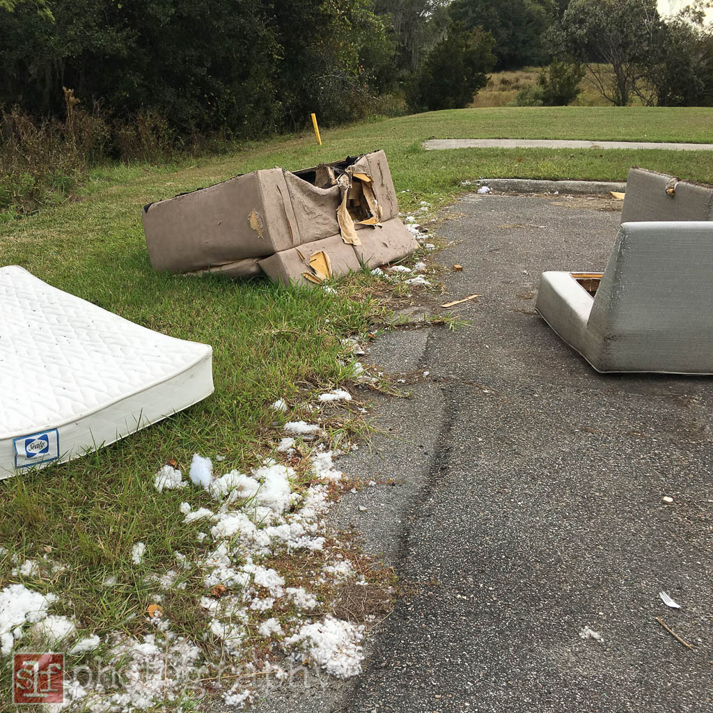 since the gated was removed, people use kinnan as an dumping ground