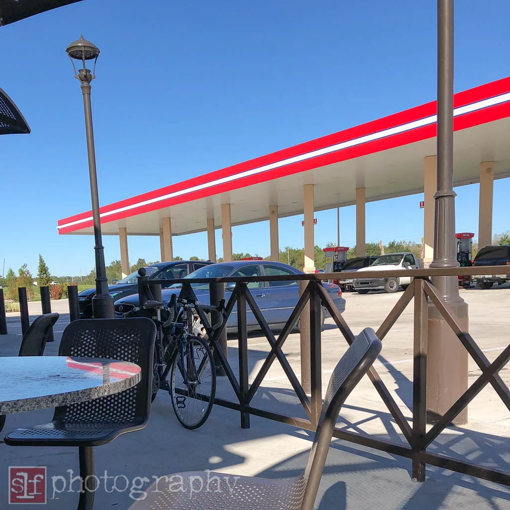 There is no bike rack but a short fence to lock my bike up.