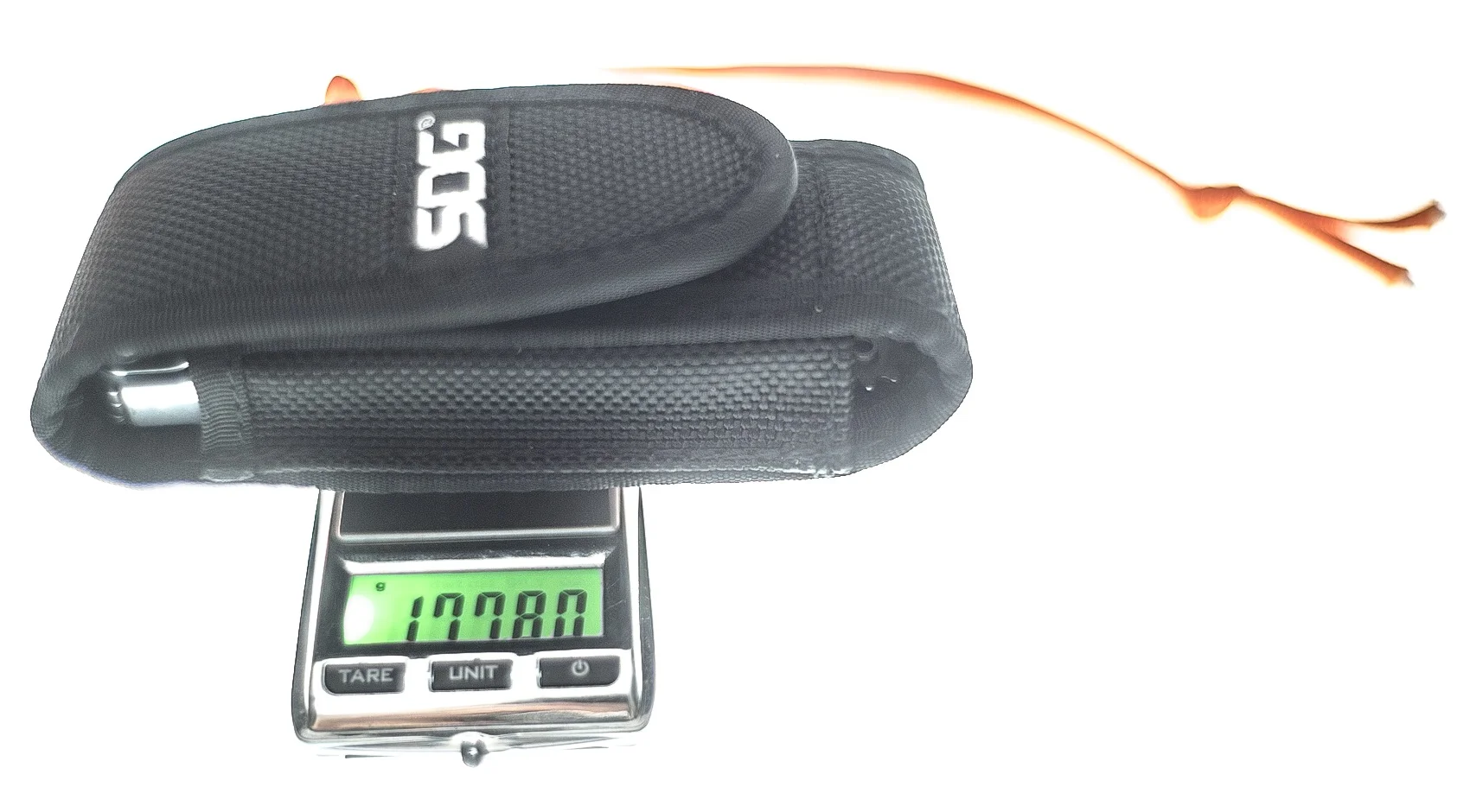 177g with pouch.