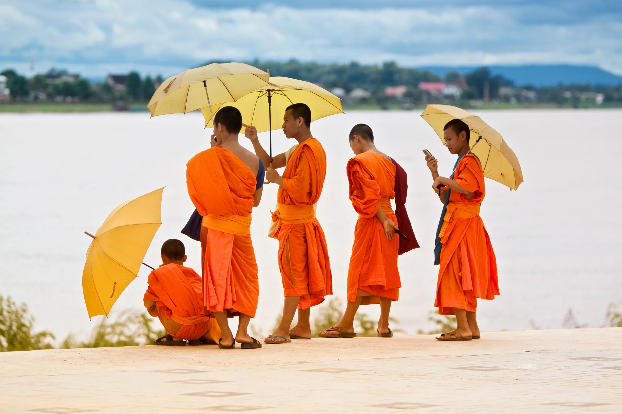 Along the river in Vientiane.jpg