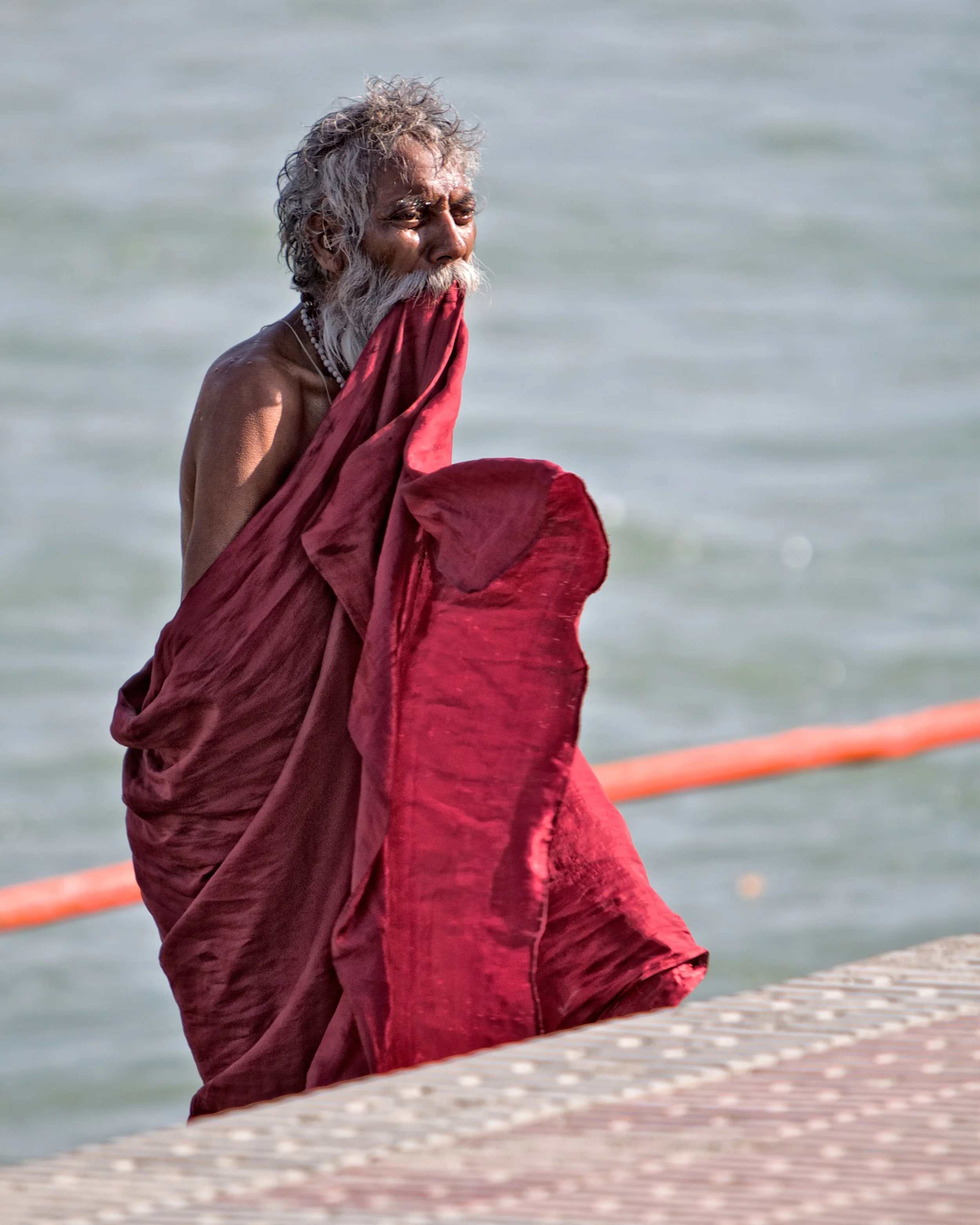 bathing in the ganges.jpg