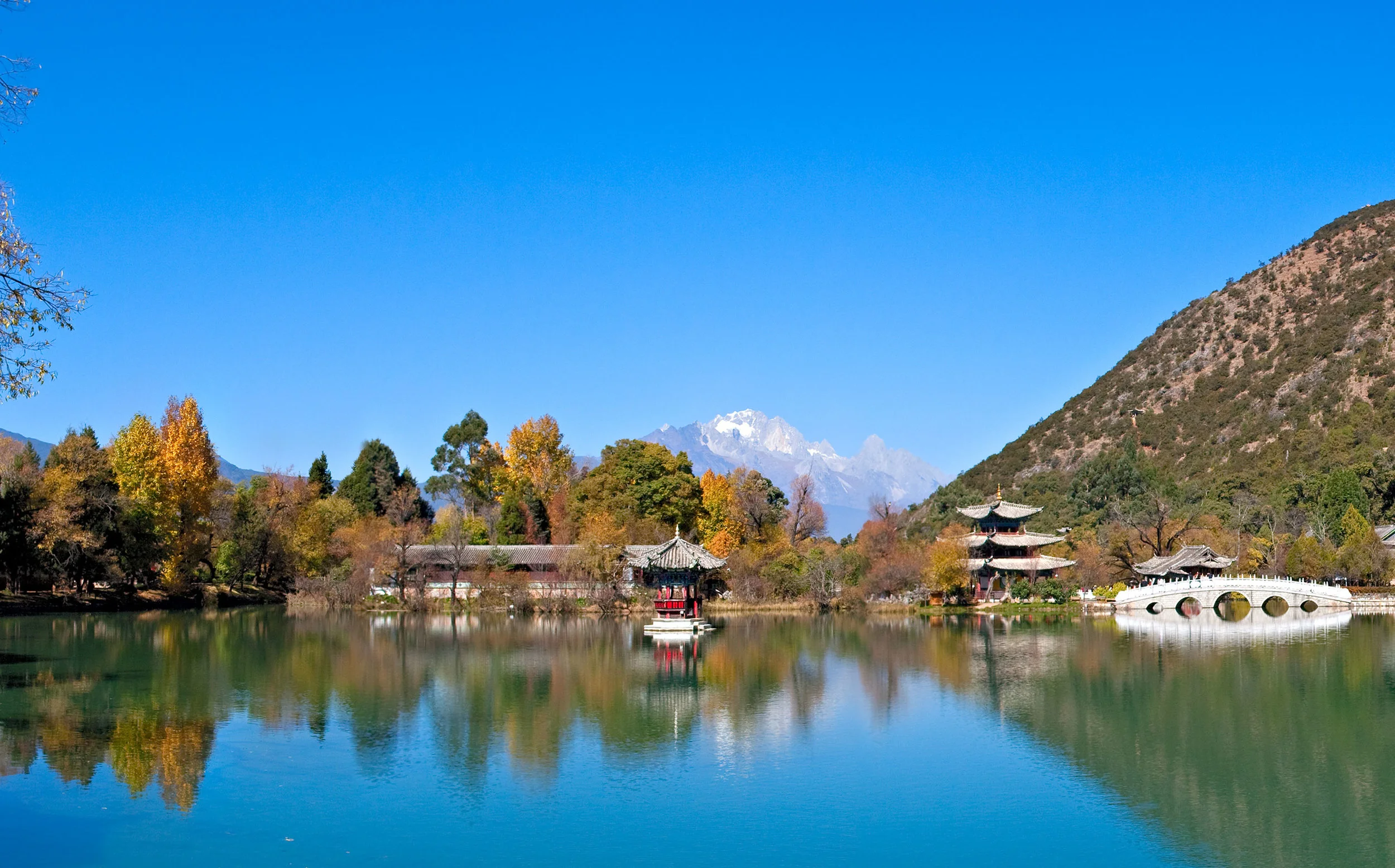 Black Dragon Lake, Li Jiang, Yunnan Province, China.