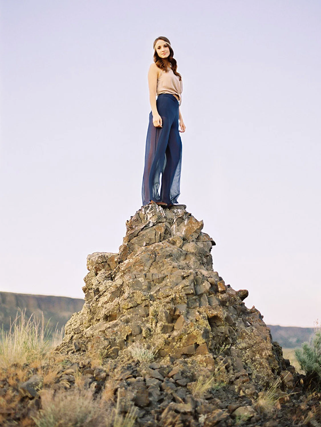 columbia-gorge-desert-engagement-film-0043.JPG
