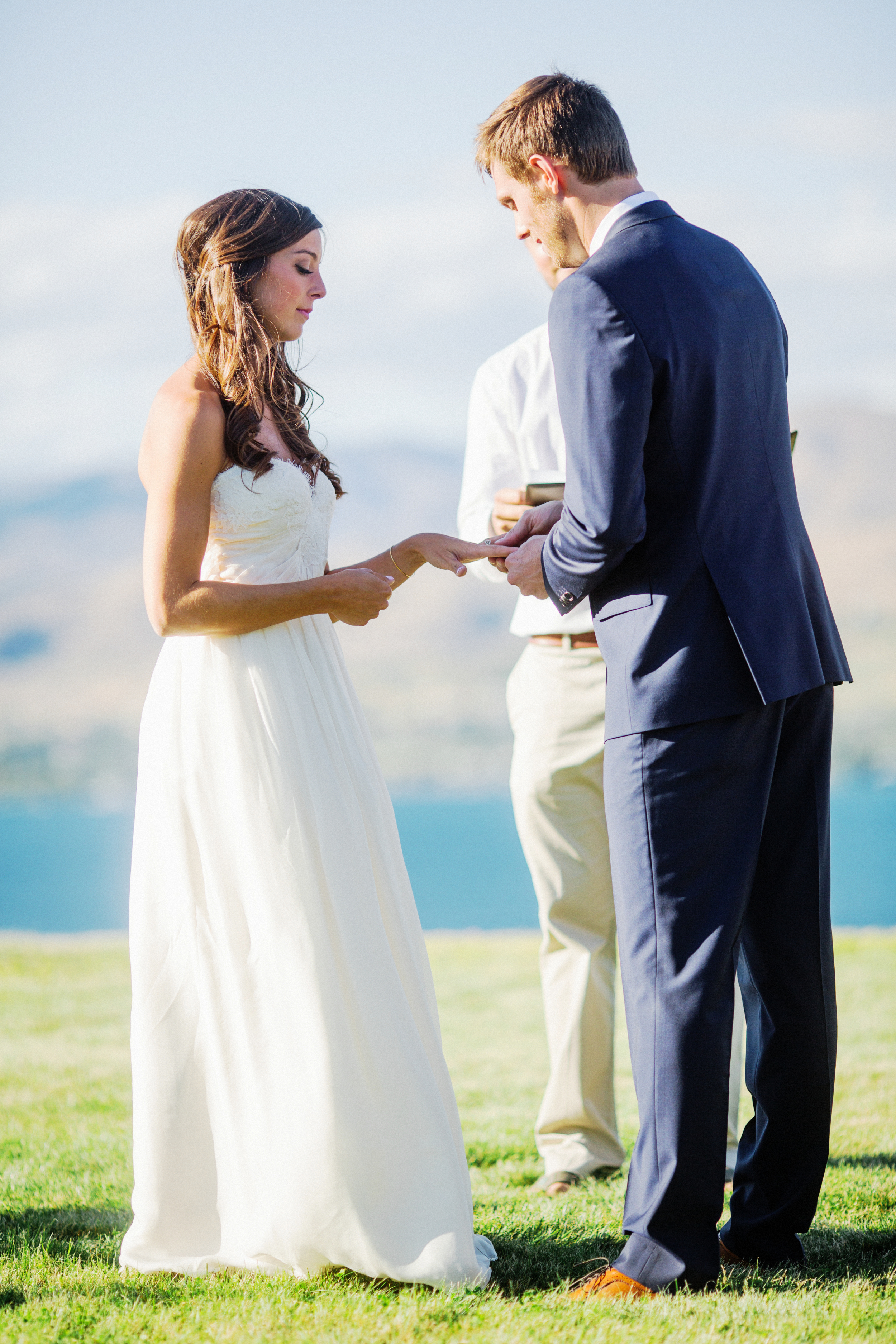 lake-chelan-vineyard-wedding-026.JPG
