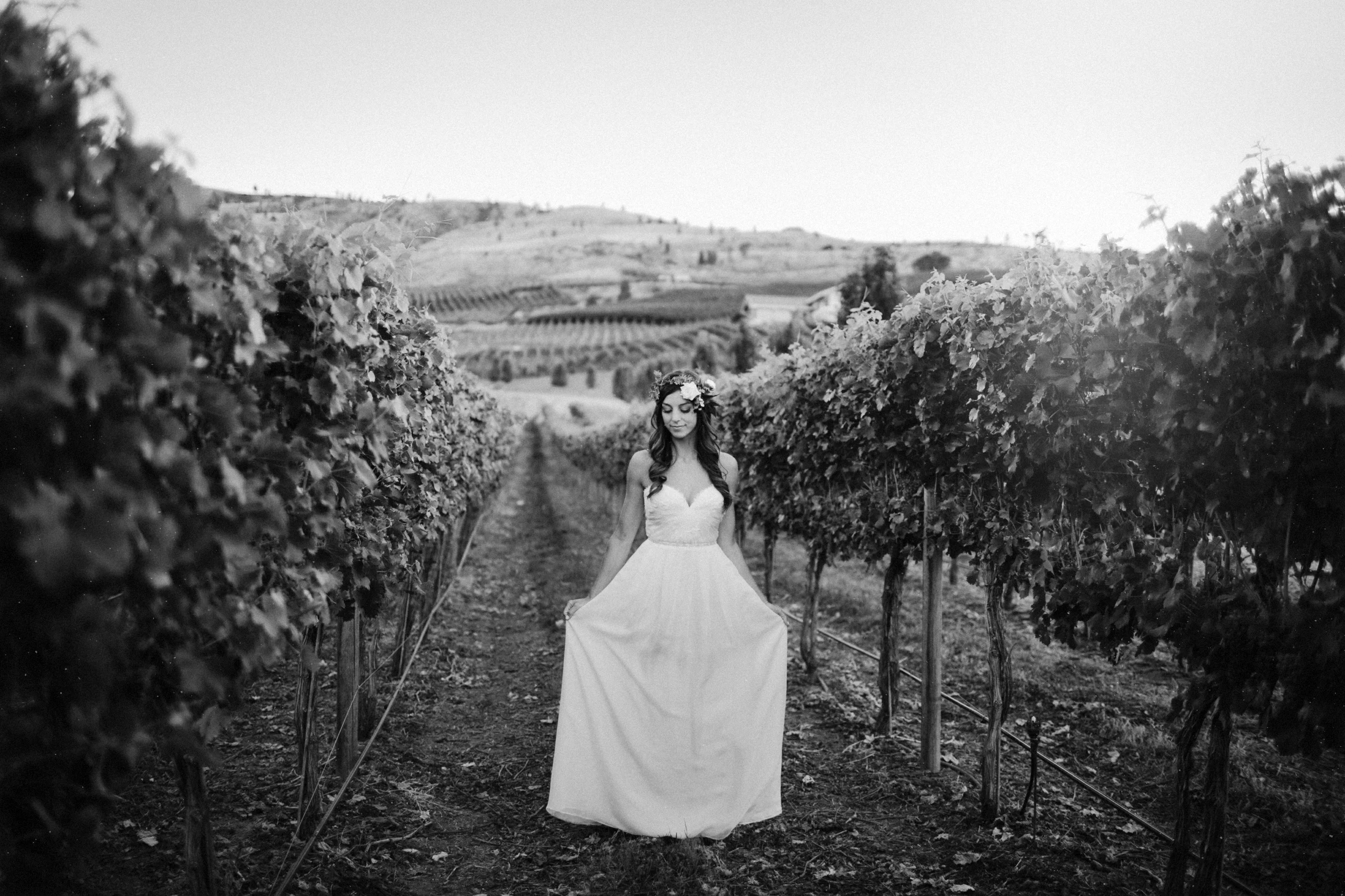 lake-chelan-vineyard-wedding-036.JPG