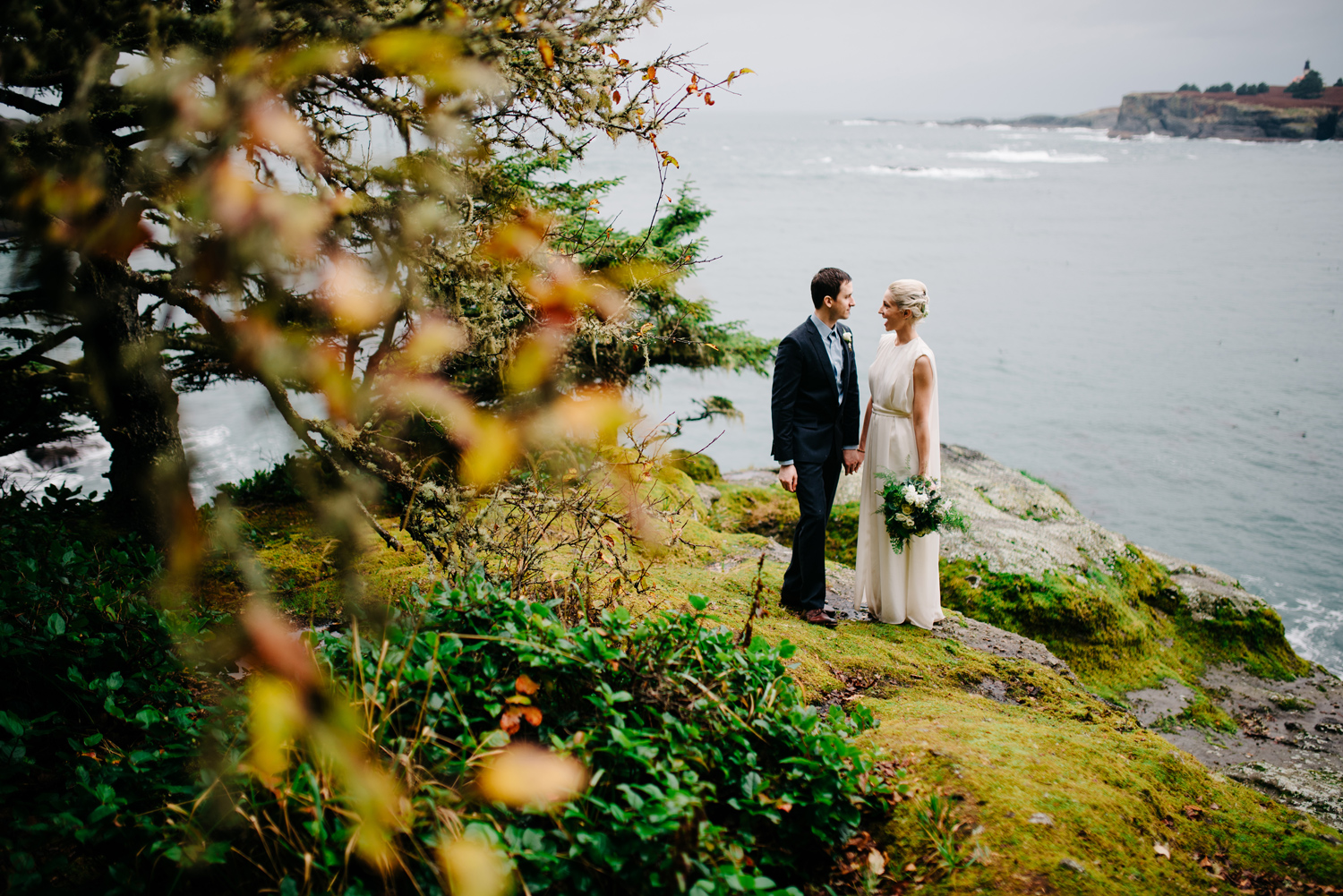 024-pnw-coastal-elopement-at-cape-flattery-by-seattle-wedding-photographer-ryan-flynn.jpg