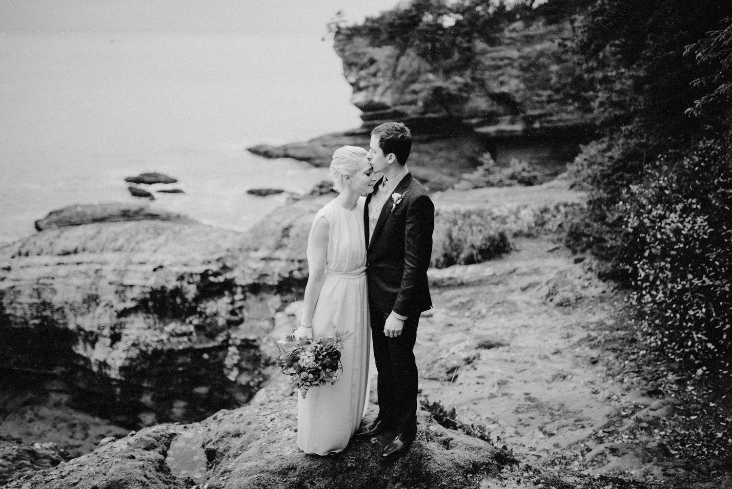 026-pnw-coastal-elopement-at-cape-flattery-by-seattle-wedding-photographer-ryan-flynn.jpg
