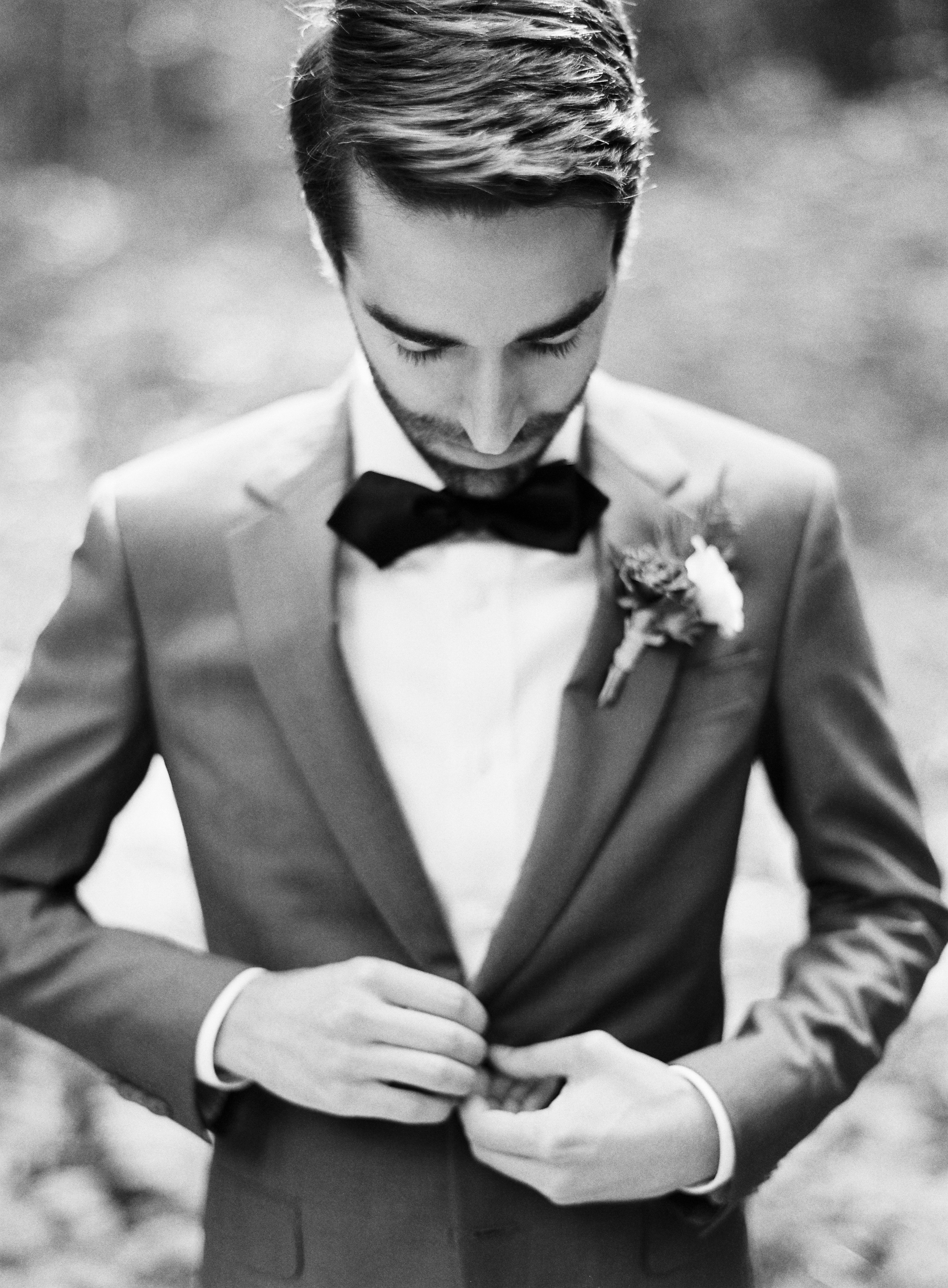ryan-flynn-photography-sodo-park-seattle-wes-anderson-wedding-008.JPG