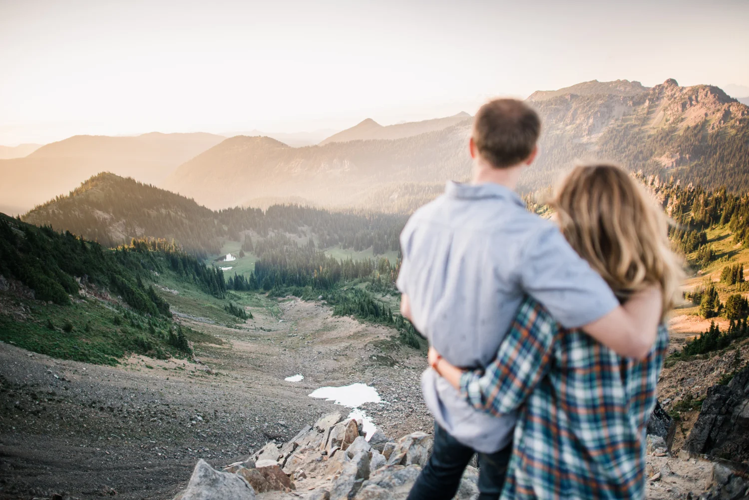 025-mt-rainier-adventure-engagement-session-seattle-film-photographer-ryan-flynn.jpg