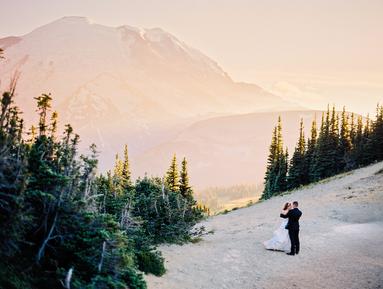 026-elopement-photo-at-mt-rainier-with-amazing-sunset-by-film-photographer-ryan-flynn-photography.jpg