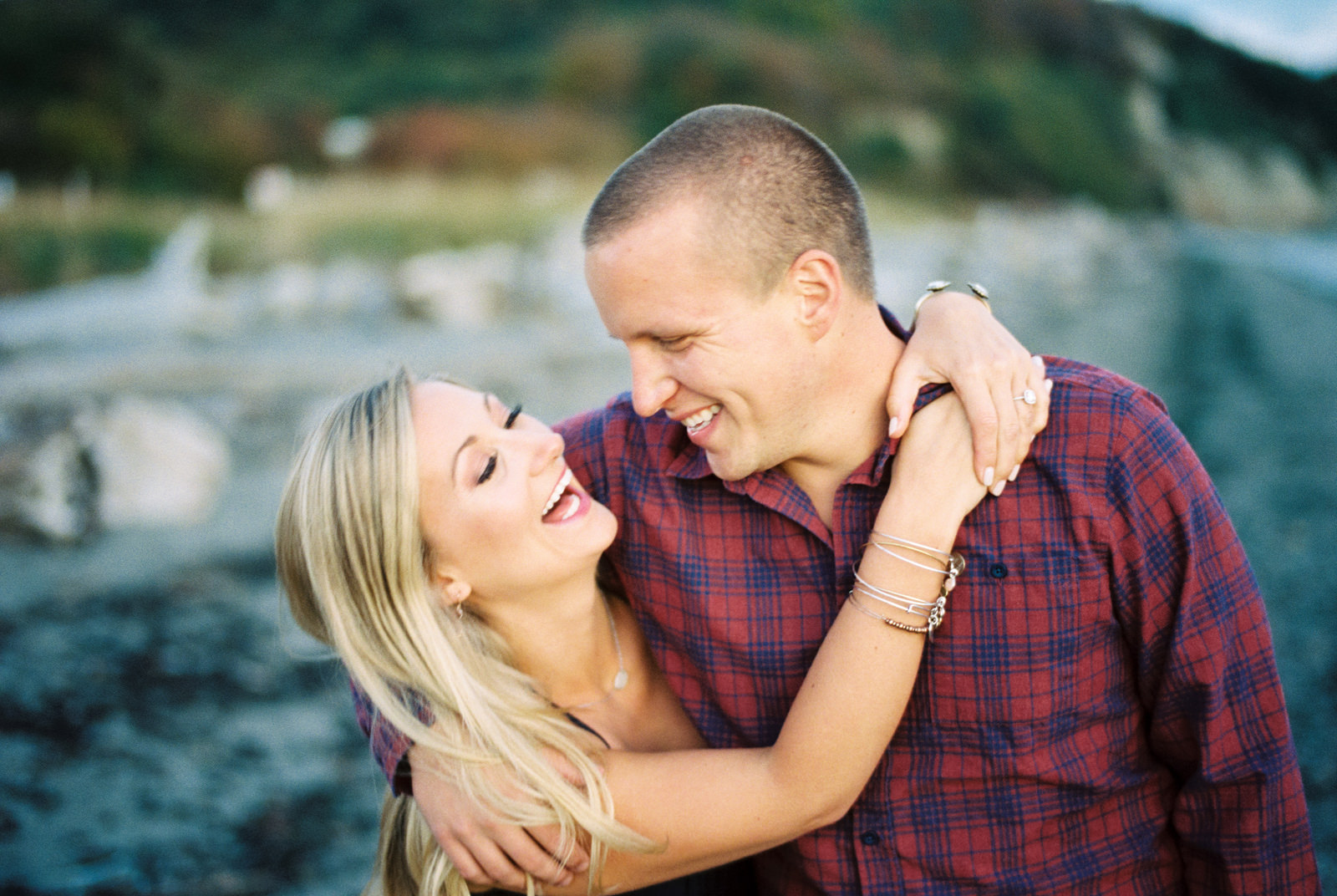 062-authentic-and-happy-engagement-photo-on-leica-by-best-seattle-film-photographer-ryan-flynn.jpg