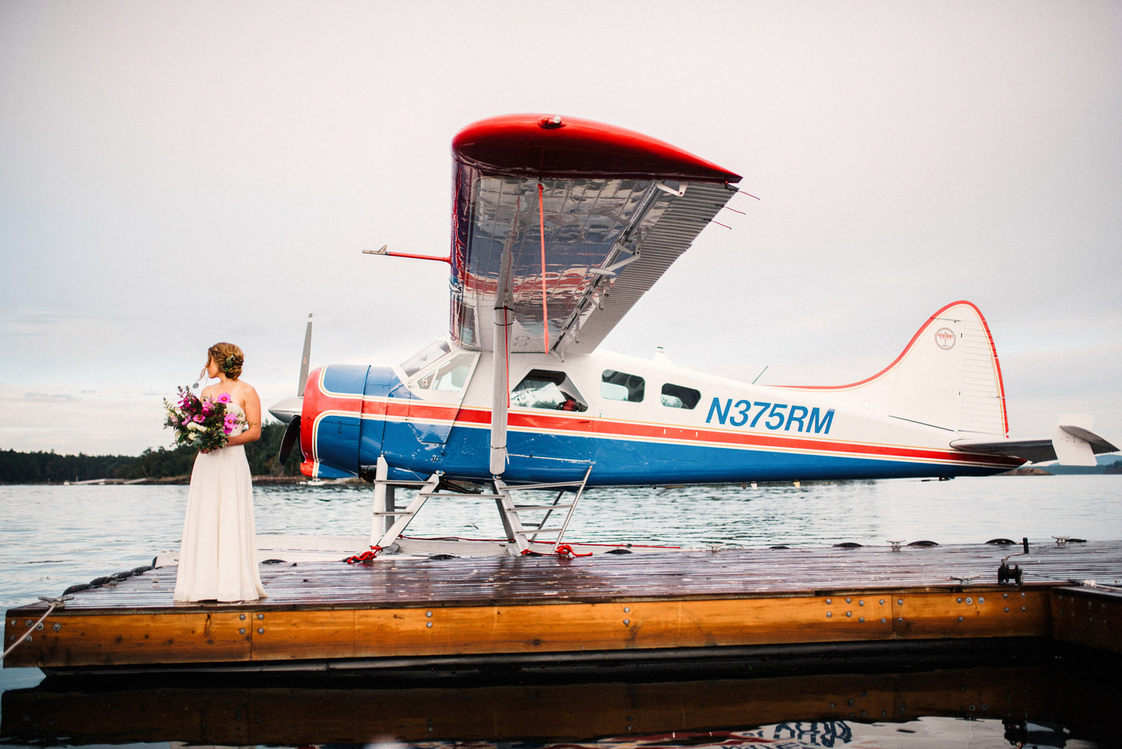 085-roche-harbor-wedding-with-bride-and-seaplane-in-the-san-juan-islands.jpg