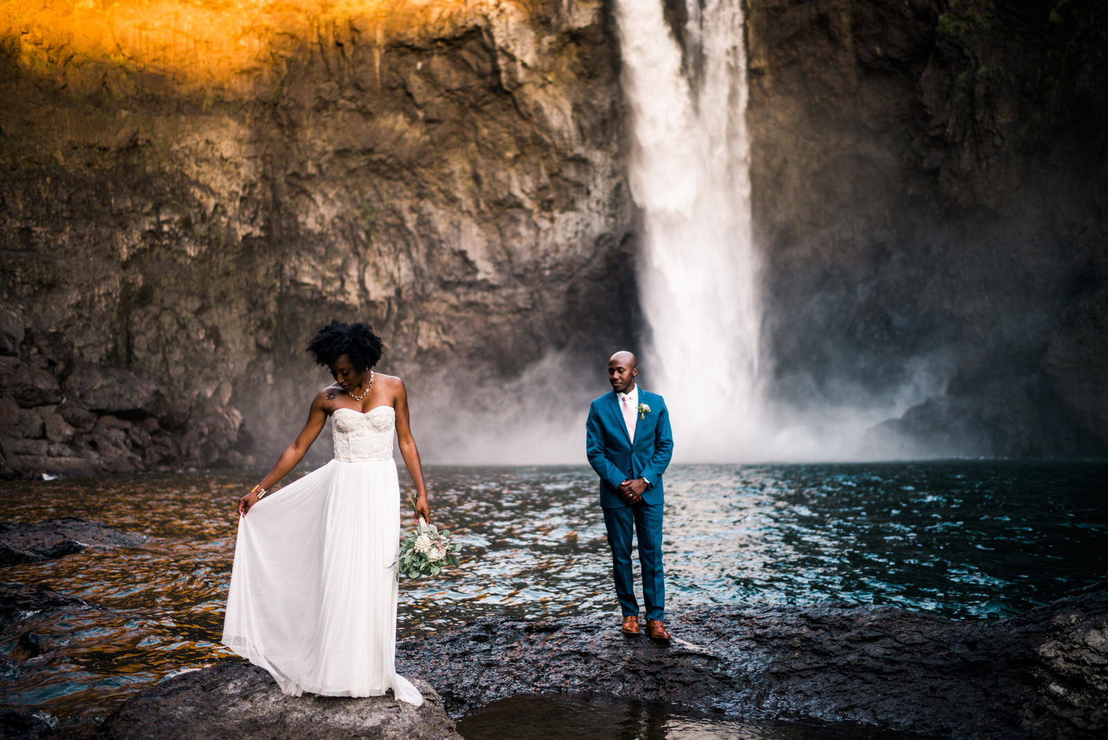 204-snoqualmie-falls-elopement-by-best-washington-elopement-photographer-ryan-flynn.jpg