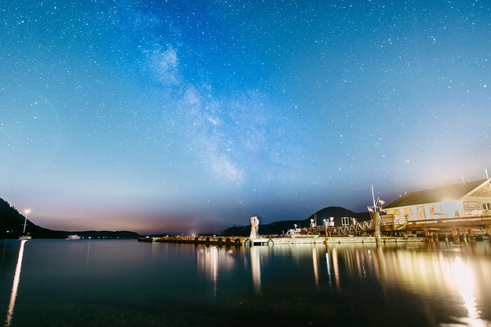 256-long-exposure-night-wedding-photo-on-orcas-island-by-ryan-flynn.jpg