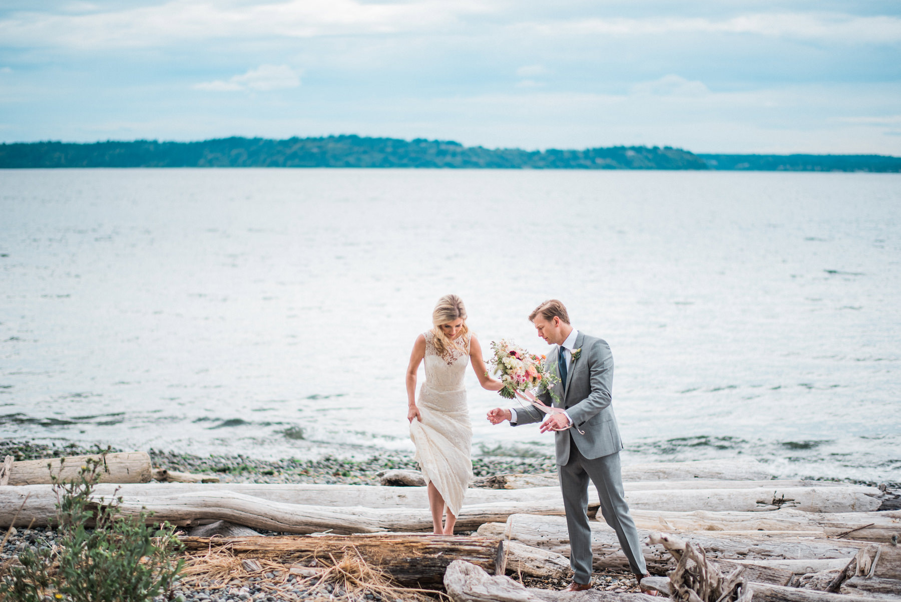 AN AL FRESCO DINNER WEDDING AT THE CORSON BUILDING