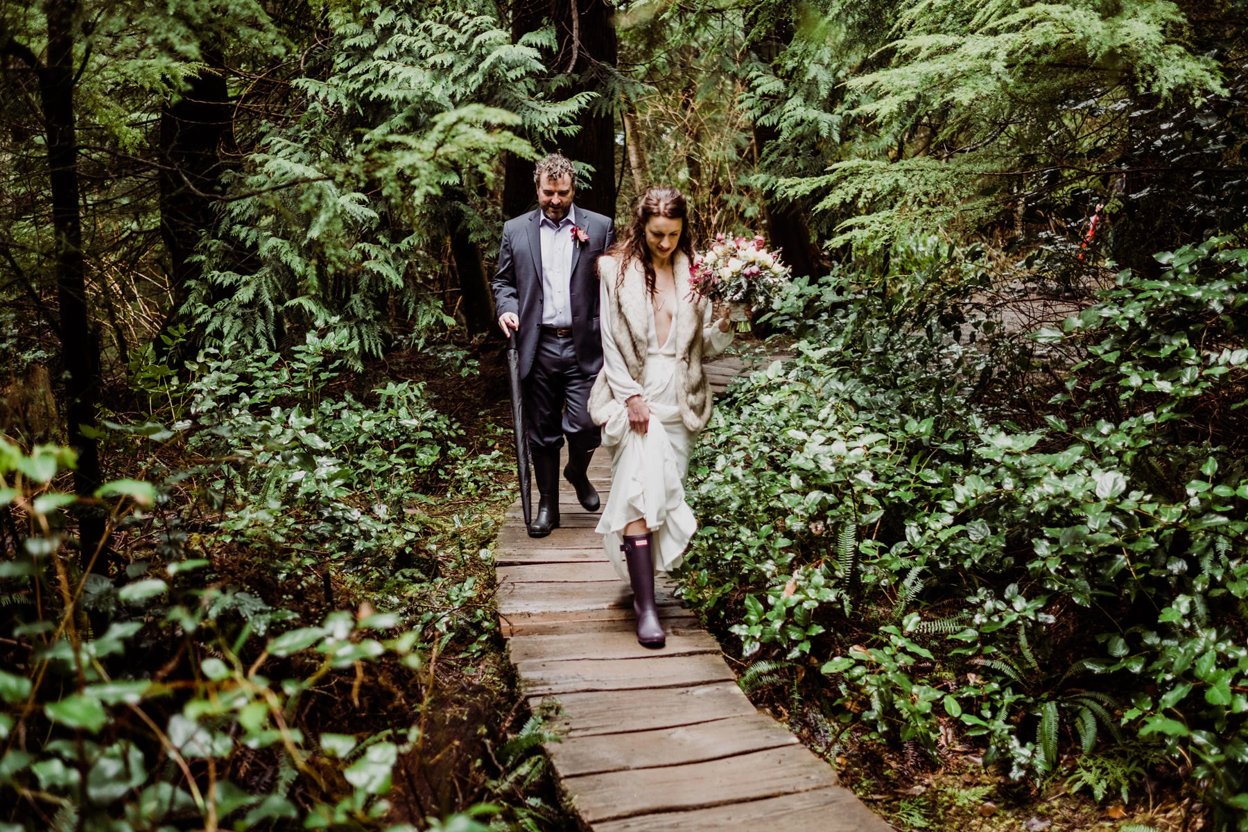 161-cloudy-pnw-elopement-on-film-at-cape-flattery-in-washington.jpg